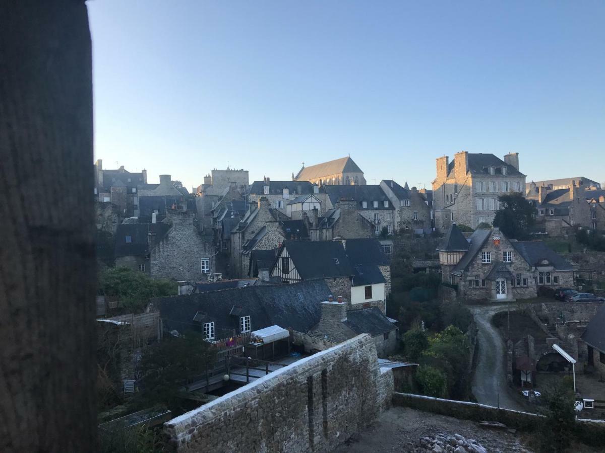 Vila La Re-Naissance Dinan Exteriér fotografie